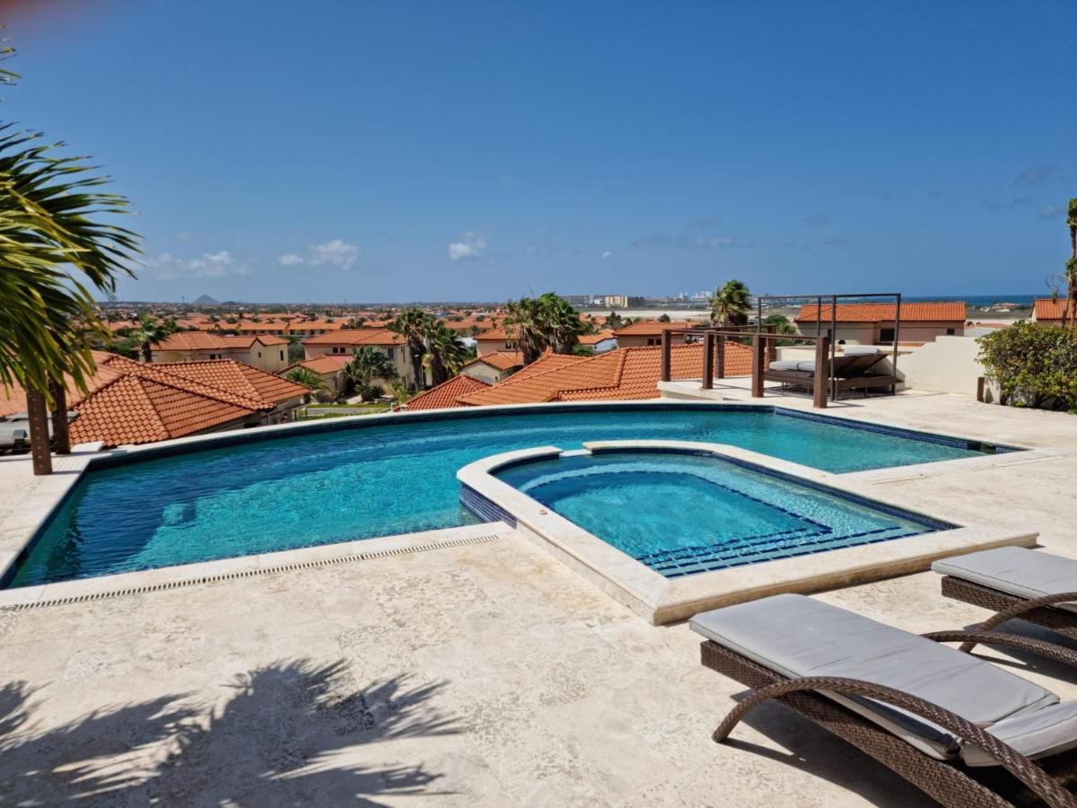 Luxurious House With Private Pool In Tierra Del Sol Resort&Golf Palm Beach Exterior photo