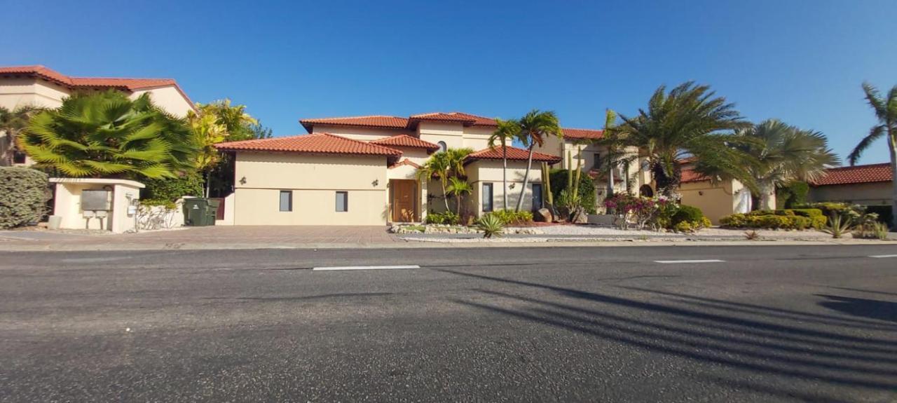 Luxurious House With Private Pool In Tierra Del Sol Resort&Golf Palm Beach Exterior photo